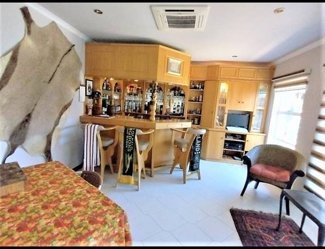 5 BEDROOM HOUSE FOR SALE IN MEYERSDAL